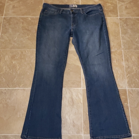 Awesome Plus Size Levi's  Modern Bootcut Jeans - Picture 3 of 16